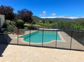 Villa with private pool and jacuzzi